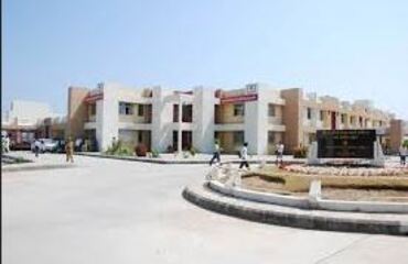 Smt. Malini Kishore Sanghavi Homoeopathic Medical College, Vadodara .